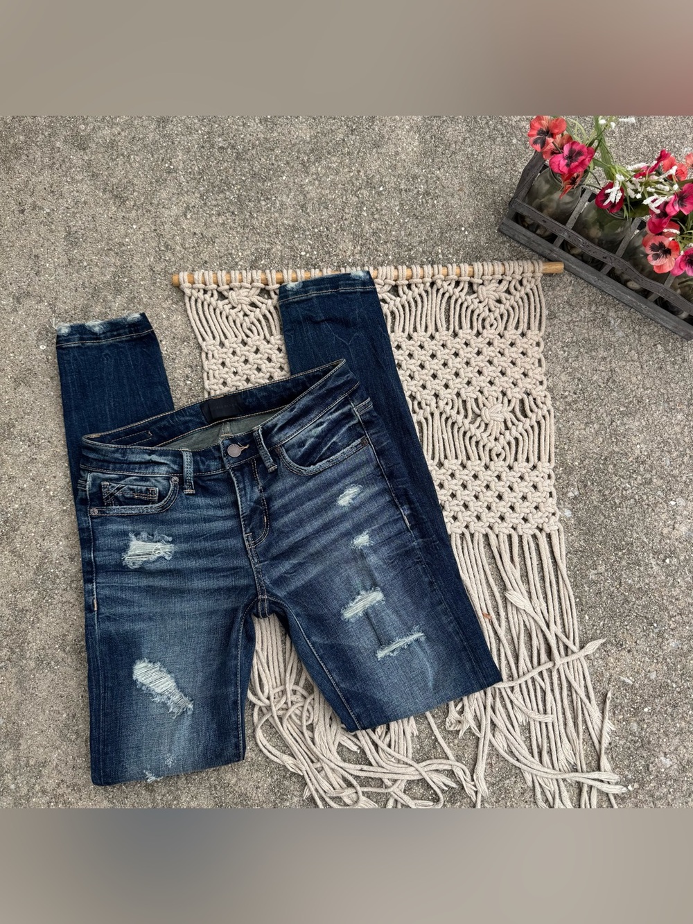 Buckle Black Distressed Ankle Skinny Jeans Size 25